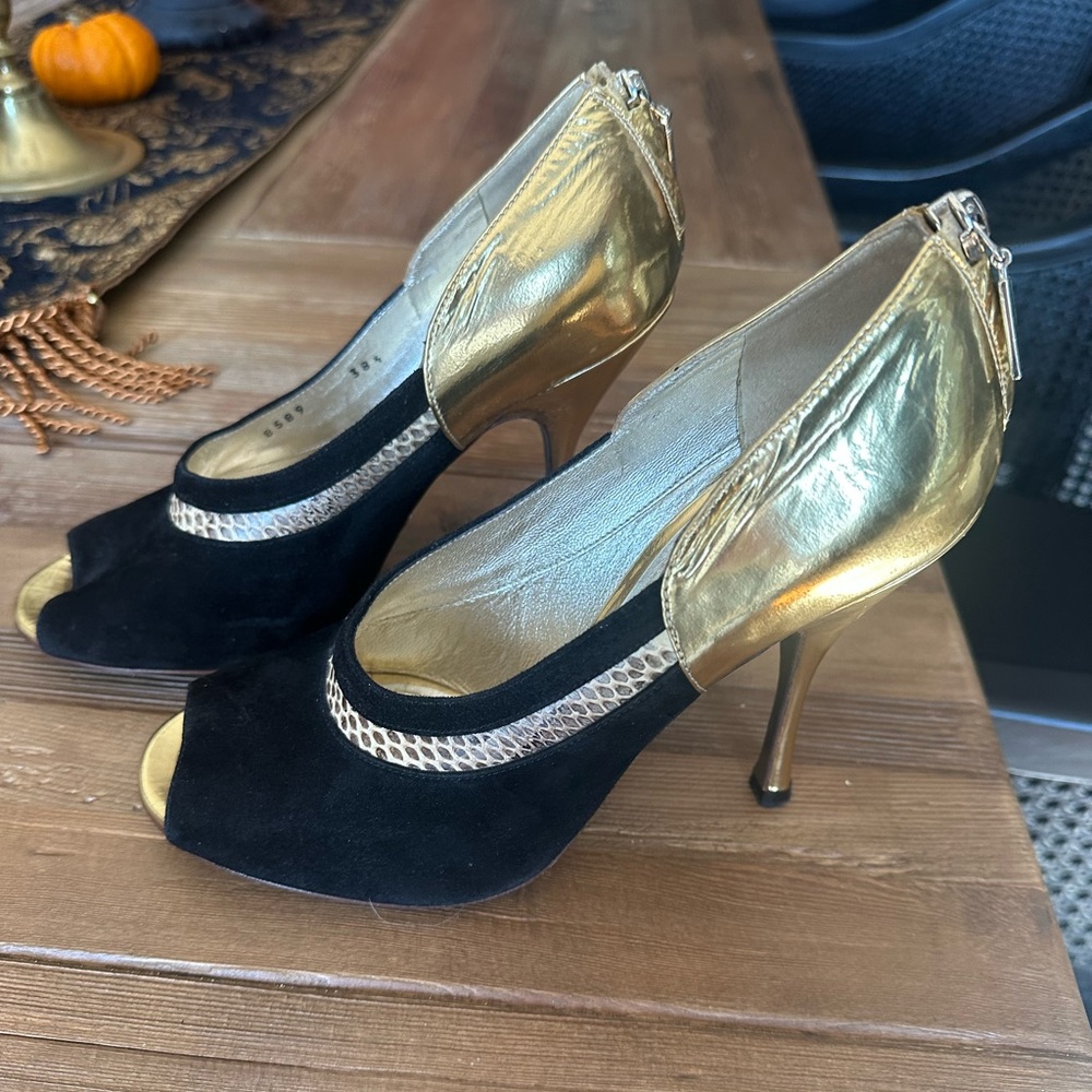 Dolce & Gabbana Black Suede and Metallic Gold Leather Open Toe Size 38 1/2